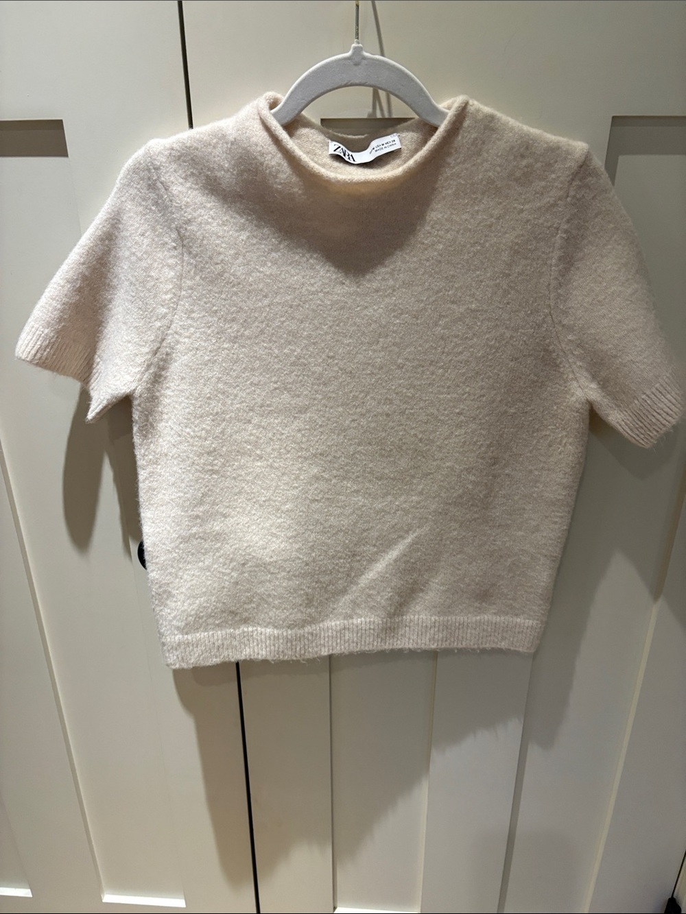 Zara Ladies Soft Cream Short-Sleeve Knit Sweater